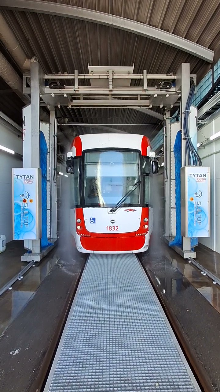 Umývacia linka pre električky - Dopravný podnik mesta Brna